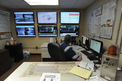 Mine equipment and system monitoring, as well as communications and tracking, are all managed by dispatcher Charles Holley in the control room at Leer’s main office. 